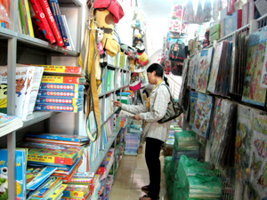 Thông qua hệ thống siêu thị sách và các đại lý, tính đến thời điểm này, Công ty phát hành sách và thiết bị trường học đã phát hành hơn 75% lượng sách theo kế hoạch.